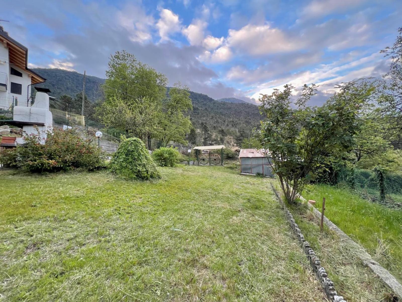 Appartamento Con Giardino Privato. Rubiana Extérieur photo